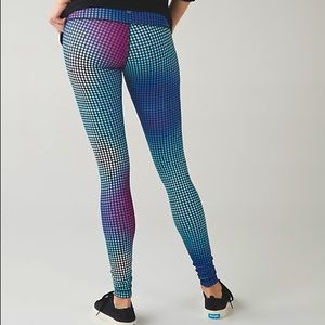 Size 2 Ombré Pink/Blue Polka Dot Lululemon Legging